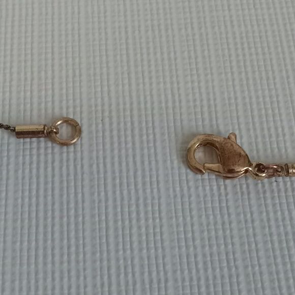 Black & White Sequins Lightweight Gold Toned Snake Chain Single Strand Necklace - Picture 8 of 8